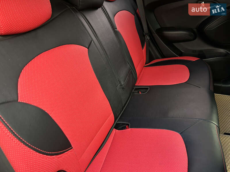 Внедорожник / Кроссовер Hyundai ix35 2010 в Николаеве фото 18 Внедорожник / Кроссовер Hyundai ix35 2010 в Николаеве