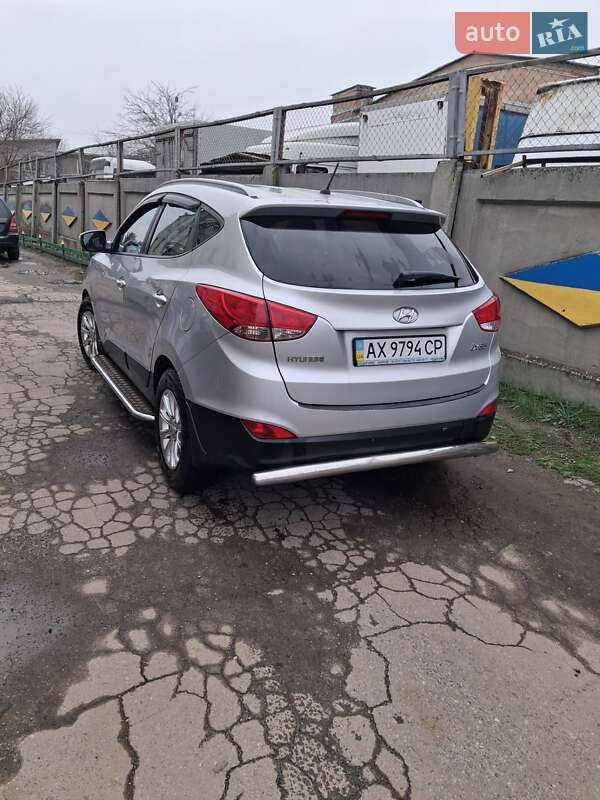 Внедорожник / Кроссовер Hyundai ix35 2012 в Харькове