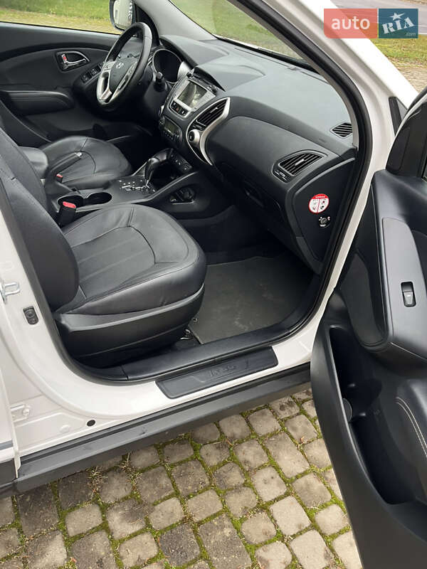 Внедорожник / Кроссовер Hyundai ix35 2012 в Луцке