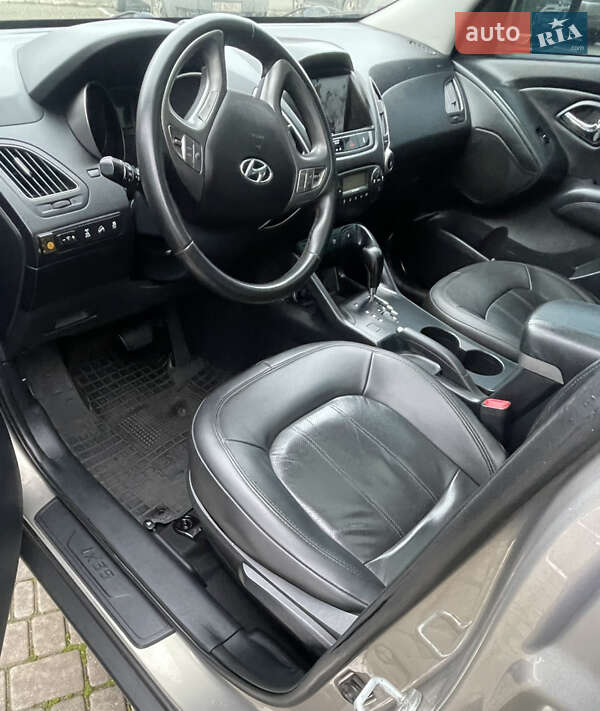Внедорожник / Кроссовер Hyundai ix35 2010 в Одессе