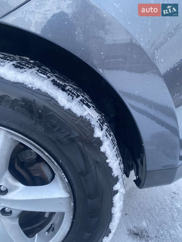 Внедорожник / Кроссовер Hyundai ix35 2011 в Чернигове