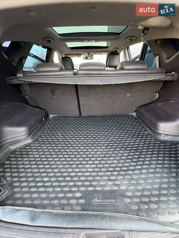 Позашляховик / Кросовер Hyundai ix35 2011 в Івано-Франківську