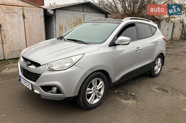 Внедорожник / Кроссовер Hyundai ix35 2010 в Киеве