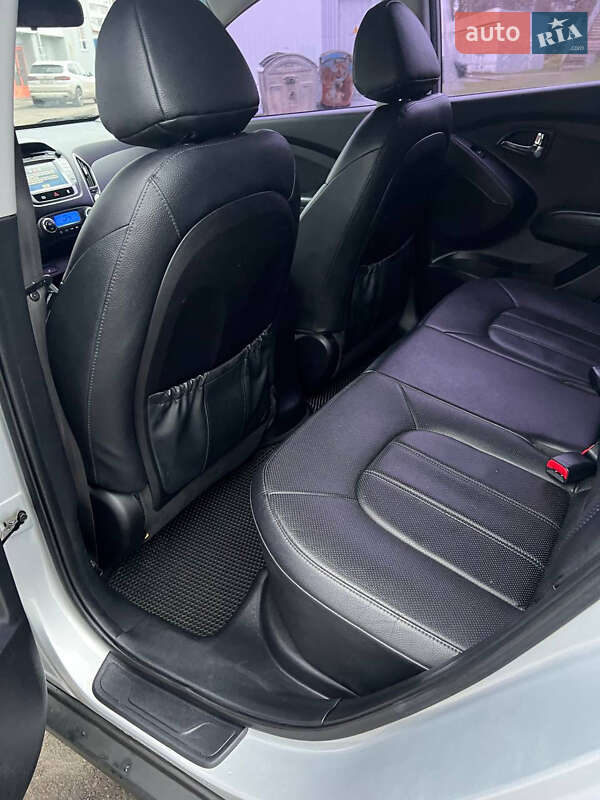 Внедорожник / Кроссовер Hyundai ix35 2013 в Луцке