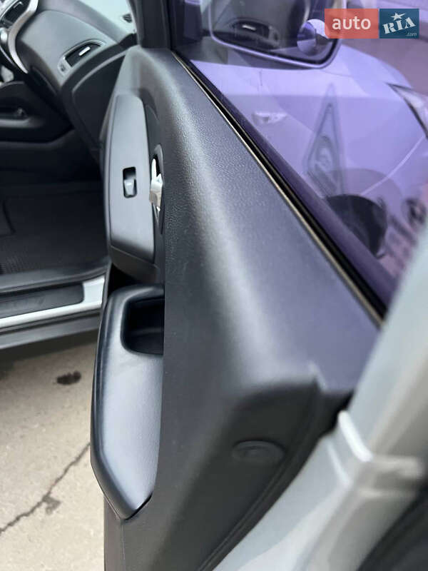 Внедорожник / Кроссовер Hyundai ix35 2013 в Луцке