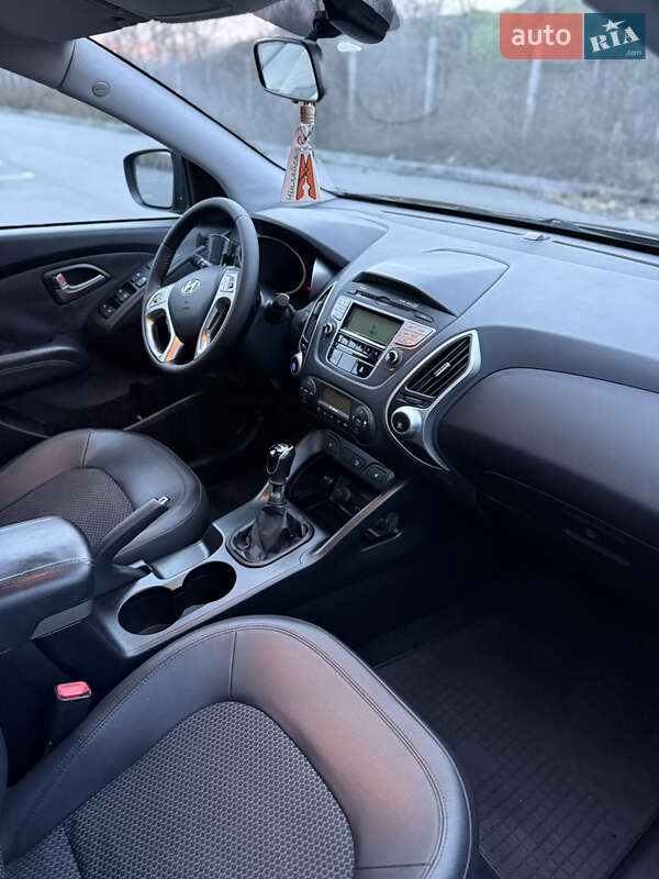 Позашляховик / Кросовер Hyundai ix35 2010 в Вінниці