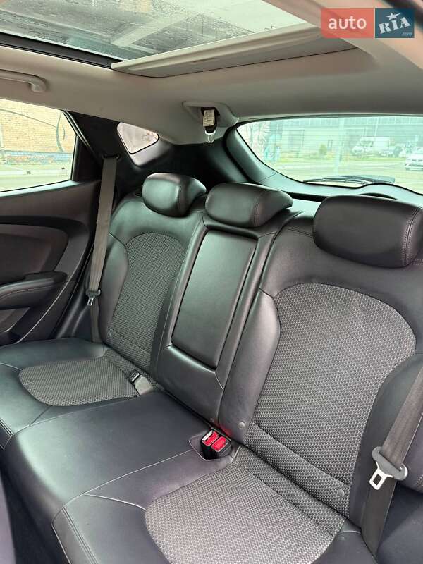 Позашляховик / Кросовер Hyundai ix35 2013 в Луцьку
