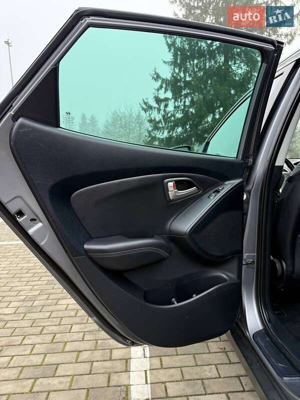 Позашляховик / Кросовер Hyundai ix35 2013 в Луцьку