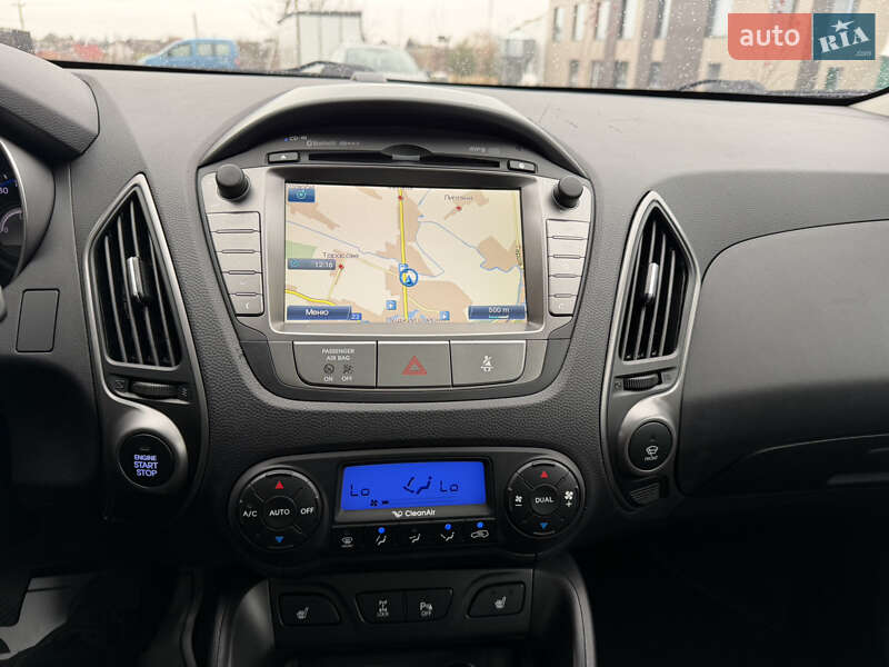Позашляховик / Кросовер Hyundai ix35 2015 в Луцьку