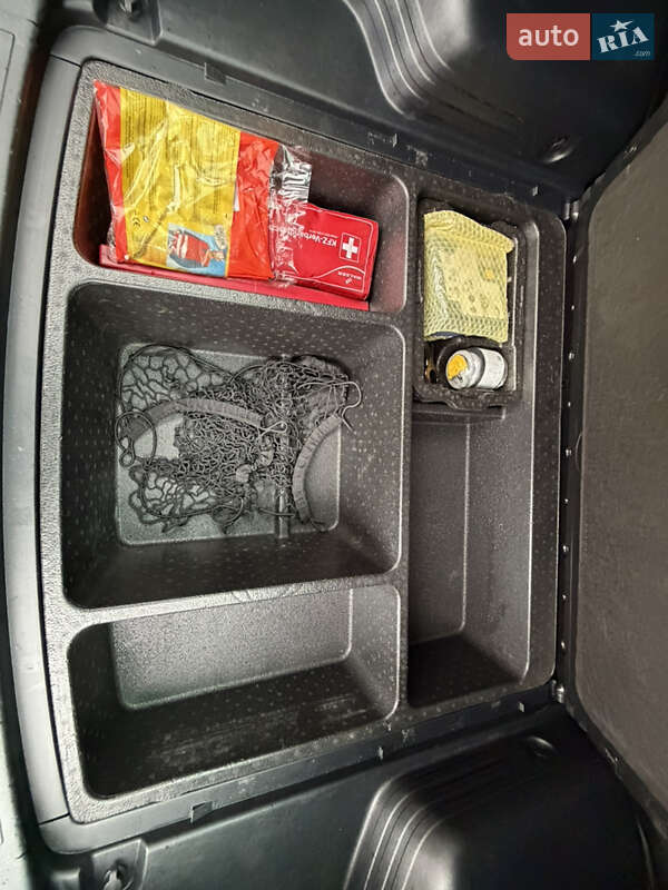 Позашляховик / Кросовер Hyundai ix35 2015 в Луцьку