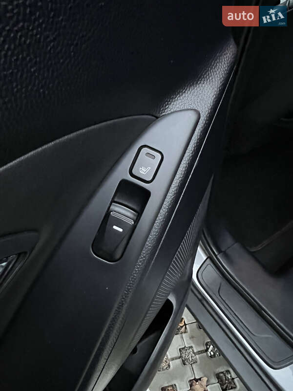 Позашляховик / Кросовер Hyundai ix35 2013 в Броварах