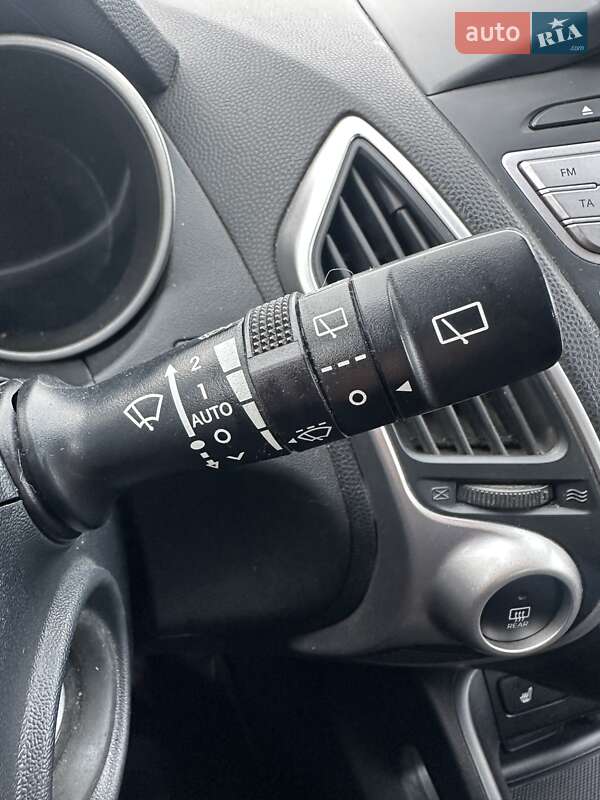 Внедорожник / Кроссовер Hyundai ix35 2013 в Белогородке