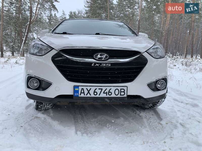 Внедорожник / Кроссовер Hyundai ix35 2012 в Харькове