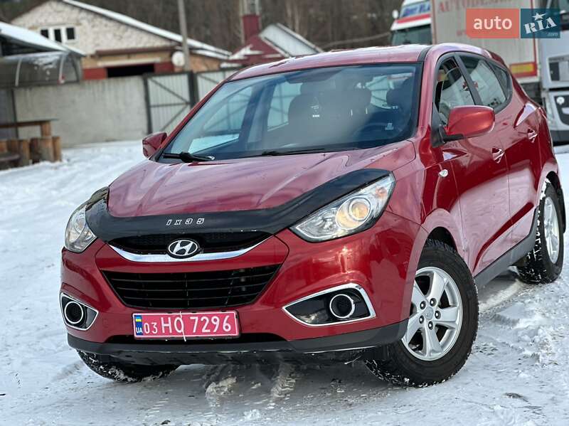 Позашляховик / Кросовер Hyundai ix35 2010 в Рівному