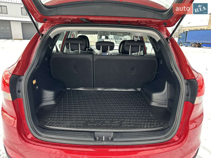 Позашляховик / Кросовер Hyundai ix35 2010 в Рівному