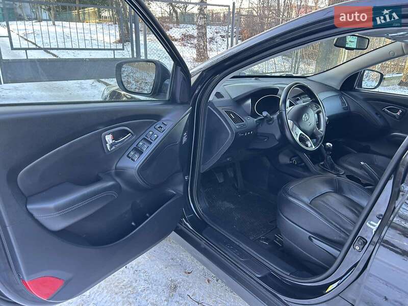 Внедорожник / Кроссовер Hyundai ix35 2011 в Ровно