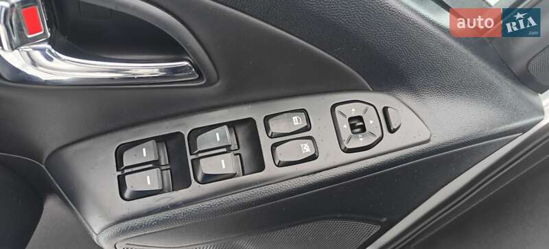Внедорожник / Кроссовер Hyundai ix35 2010 в Харькове фото 31 Внедорожник / Кроссовер Hyundai ix35 2010 в Харькове
