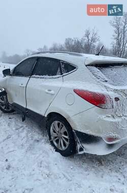 Внедорожник / Кроссовер Hyundai ix35 2011 в Киеве