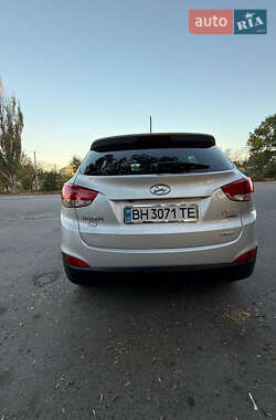 Внедорожник / Кроссовер Hyundai ix35 2013 в Черноморске