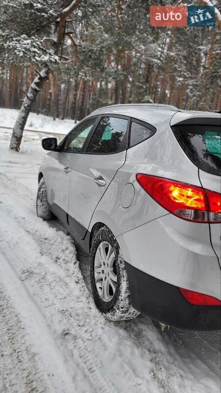 Позашляховик / Кросовер Hyundai ix35 2013 в Харкові