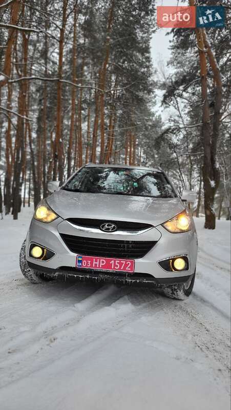 Позашляховик / Кросовер Hyundai ix35 2013 в Харкові