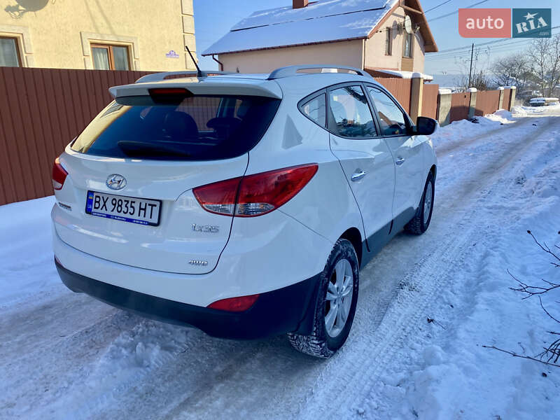 Внедорожник / Кроссовер Hyundai ix35 2010 в Хмельницком