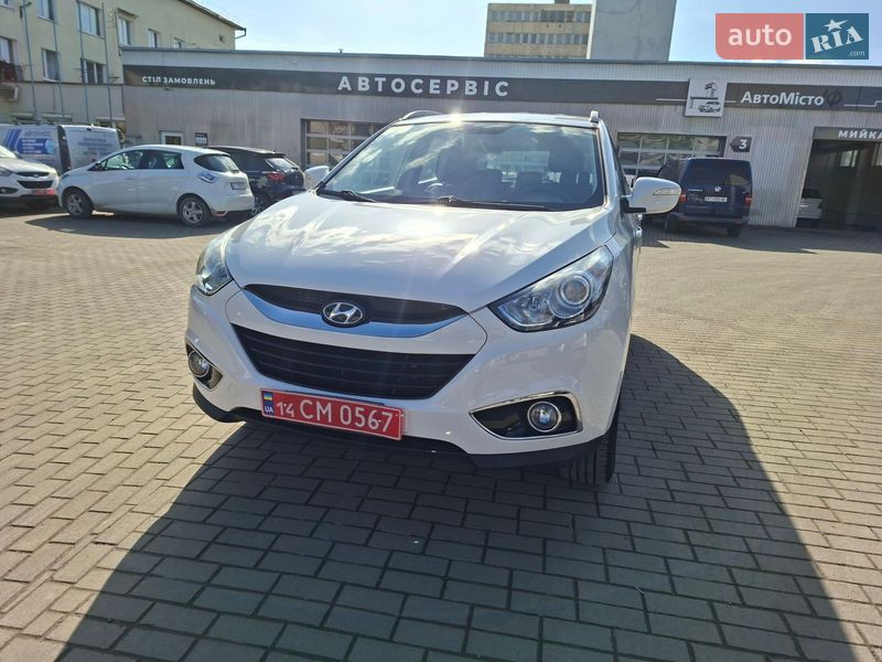 Внедорожник / Кроссовер Hyundai ix35 2012 в Ивано-Франковске