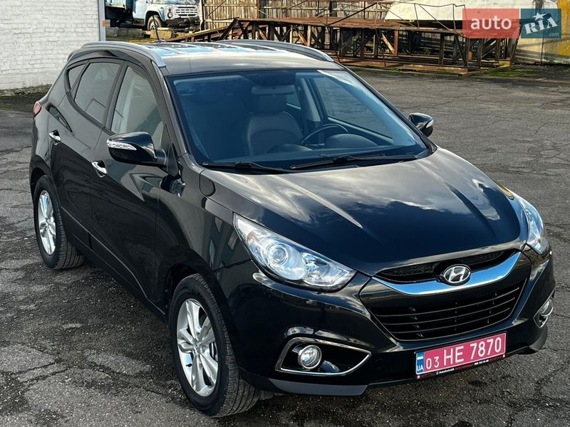 Внедорожник / Кроссовер Hyundai ix35 2010 в Луцке