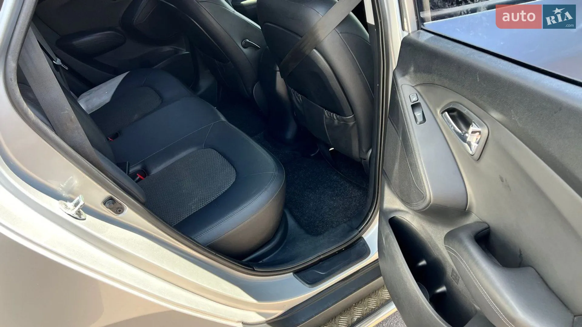 2011 Hyundai ix35 - мініатюра 12