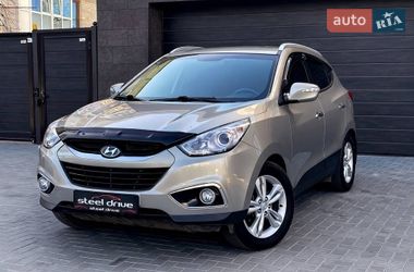 Внедорожник / Кроссовер Hyundai ix35 2010 в Николаеве