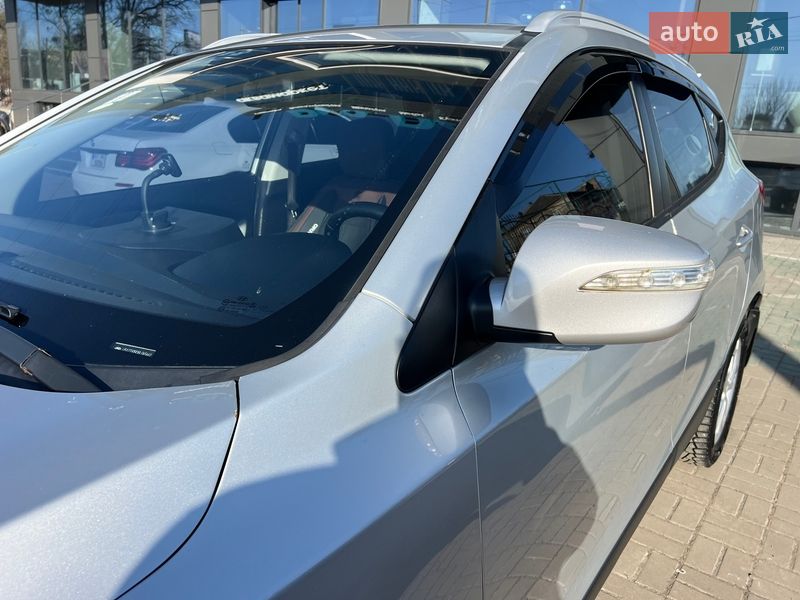 Внедорожник / Кроссовер Hyundai ix35 2010 в Киеве