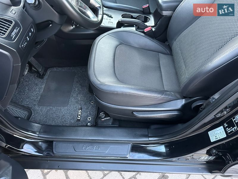 Внедорожник / Кроссовер Hyundai ix35 2012 в Дубно