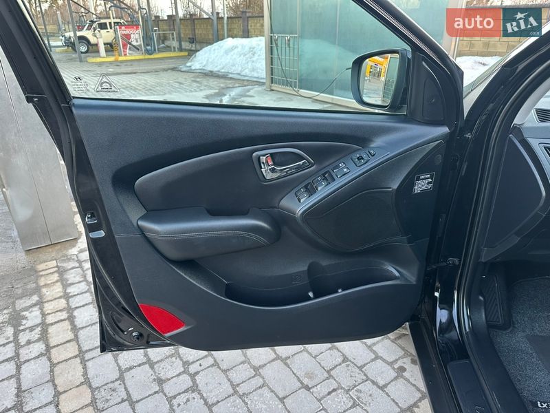 Внедорожник / Кроссовер Hyundai ix35 2012 в Дубно
