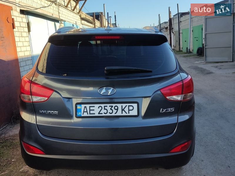 Внедорожник / Кроссовер Hyundai ix35 2010 в Днепре