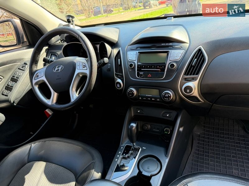 Внедорожник / Кроссовер Hyundai ix35 2012 в Каменском