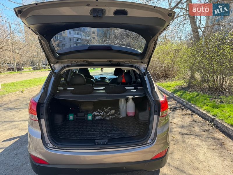 Внедорожник / Кроссовер Hyundai ix35 2012 в Каменском