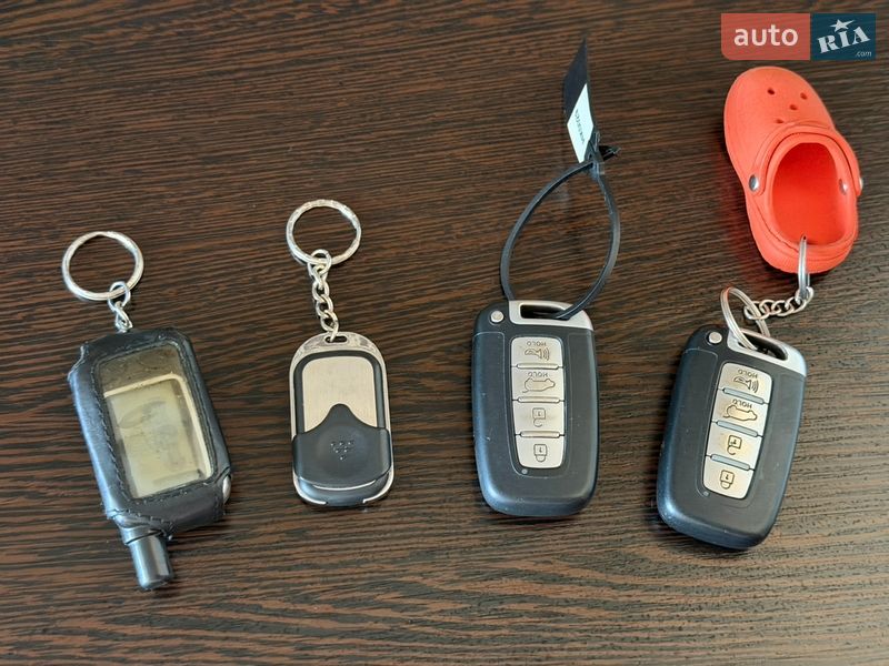 Внедорожник / Кроссовер Hyundai ix35 2012 в Каменском