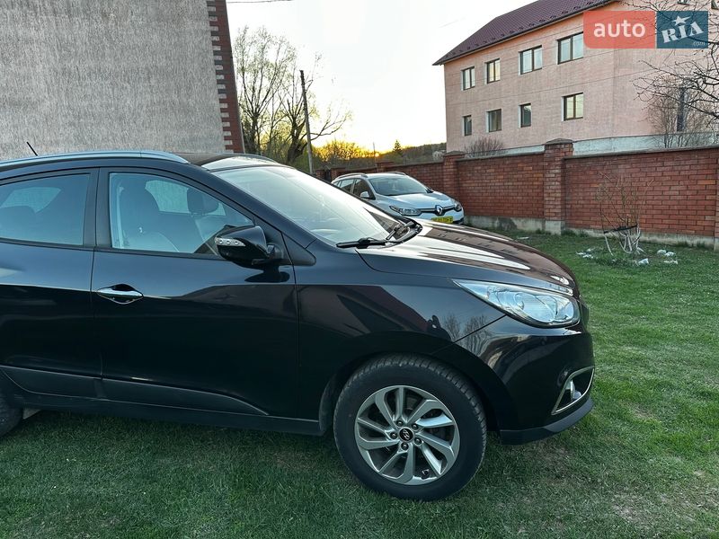 Внедорожник / Кроссовер Hyundai ix35 2011 в Ивано-Франковске
