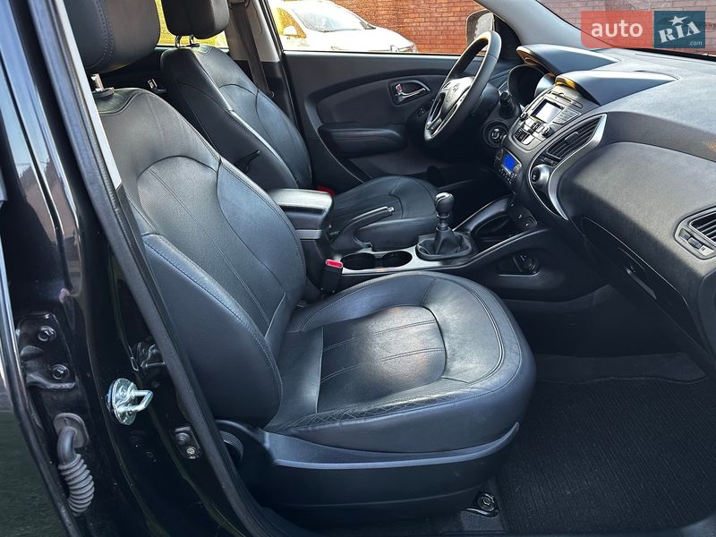 Внедорожник / Кроссовер Hyundai ix35 2011 в Ивано-Франковске