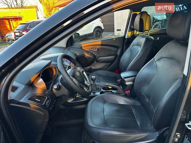 Внедорожник / Кроссовер Hyundai ix35 2011 в Ивано-Франковске