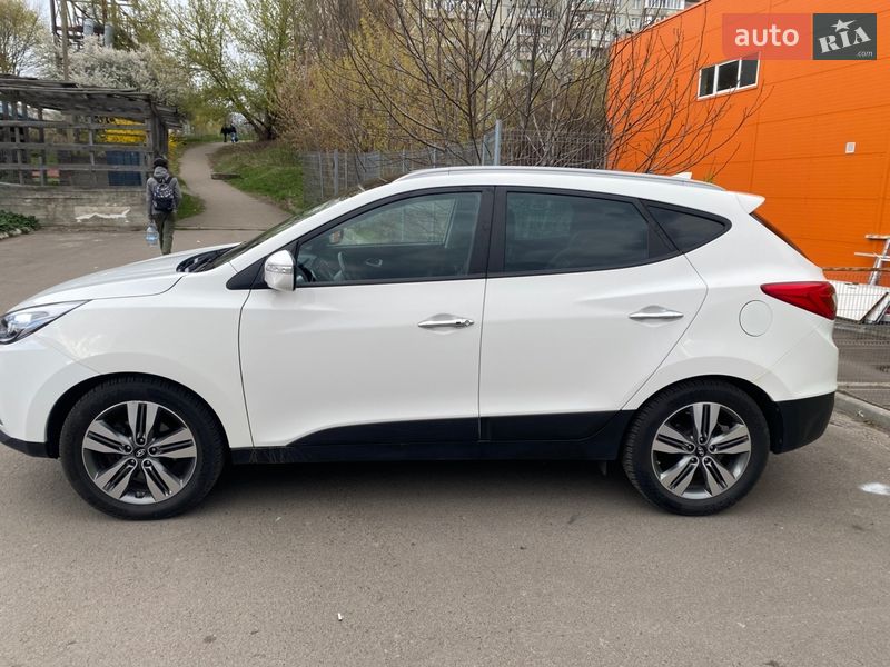 Внедорожник / Кроссовер Hyundai ix35 2014 в Ровно