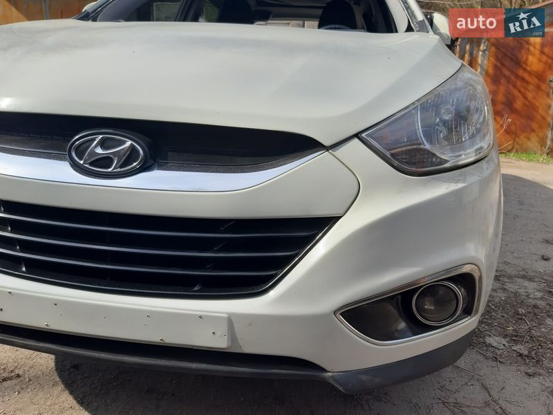 Внедорожник / Кроссовер Hyundai ix35 2010 в Запорожье