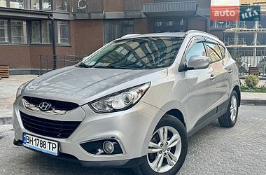 Внедорожник / Кроссовер Hyundai ix35 2011 в Одессе