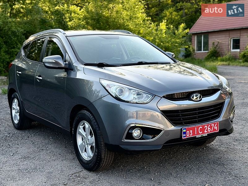 Внедорожник / Кроссовер Hyundai ix35 2013 в Гнивани