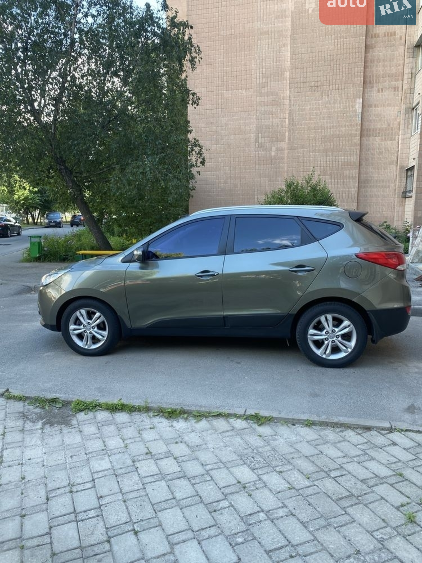 2010 Hyundai ix35 - фото 1