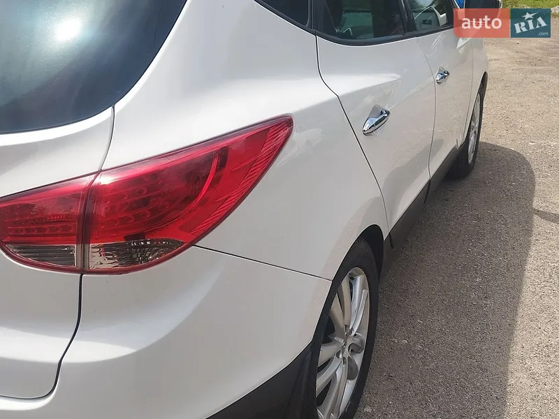 Hyundai ix35 2011 VIN TMAJU81VDCJ239494 фото оголошення 4 з 42