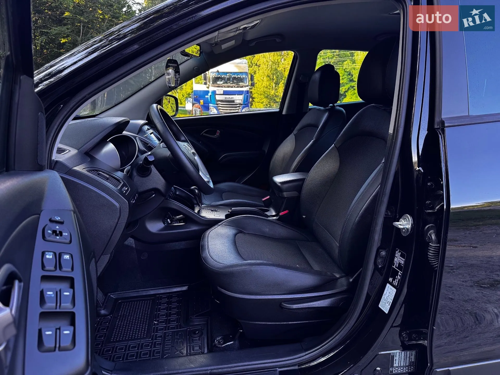 2018 Volkswagen Touareg - мініатюра 39