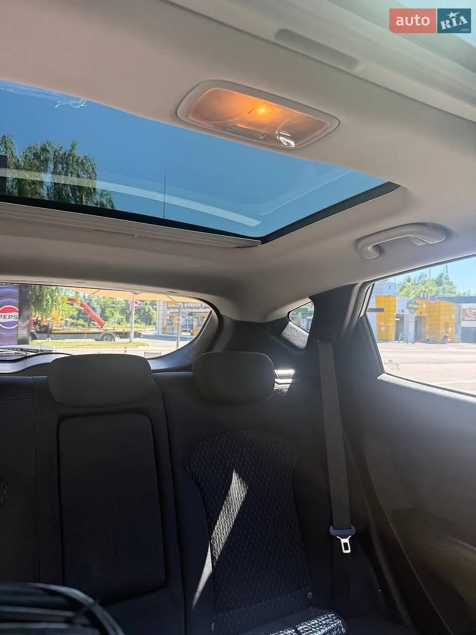 Hyundai Ix35 2011 VIN TMAJT81UACJ219878 фото оголошення 18 з 26