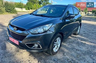 Позашляховик / Кросовер Hyundai ix35 2010 в Рожище