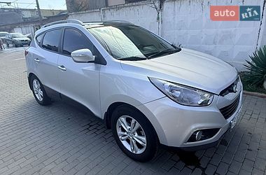 Внедорожник / Кроссовер Hyundai ix35 2011 в Черновцах